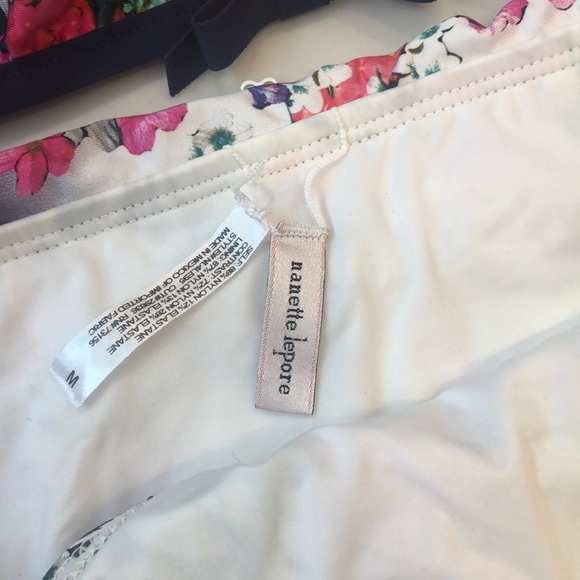 bikini - Picture 2 of 3